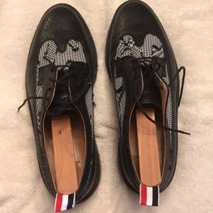 THOM BROWNE brogues with houndstooth inlays